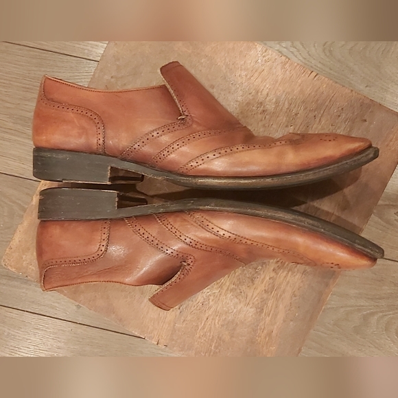 Yves Saint Laurent wingtip brogues - Picture 6 of 15